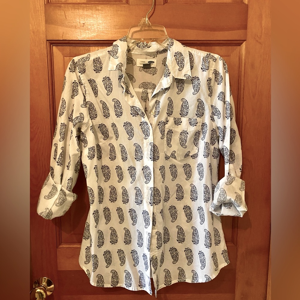 NWOT 🌼 long sleeve buttoned down, cotton, size Medium
